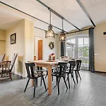 Holiday home Buitengewoon Libeek Sint Geertruid