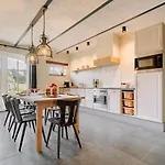 Buitengewoon Libeek Holiday home *