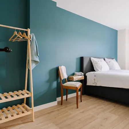 Holiday home Buitengewoon Libeek Sint Geertruid