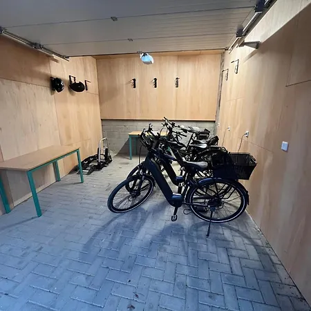 Holiday home Buitengewoon Libeek Sint Geertruid